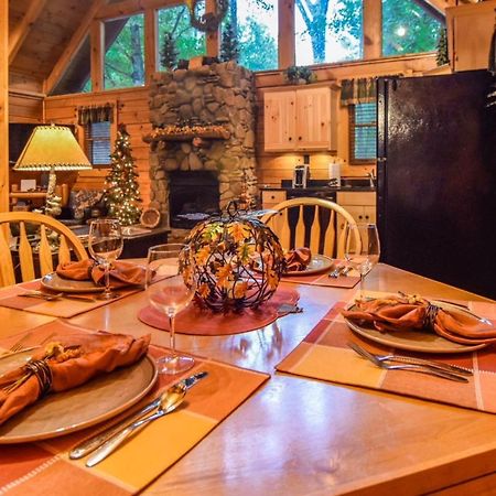 Beary Cozy Cabin Сев'єрвілл Екстер'єр фото