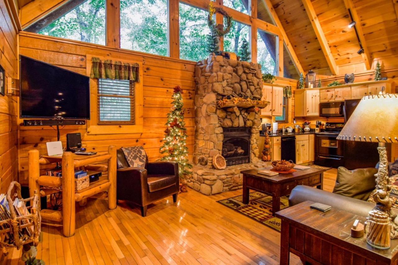 Beary Cozy Cabin Сев'єрвілл Екстер'єр фото
